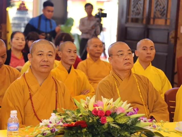 Nghệ An: Lễ hội Văn hóa Phật giáo "Hương Sen Xứ Nghệ 2017"
