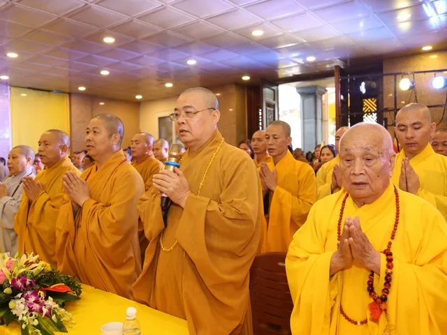 Nghệ An: Lễ hội Văn hóa Phật giáo "Hương Sen Xứ Nghệ 2017"