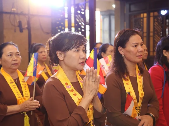 Nghệ An: Lễ hội Văn hóa Phật giáo "Hương Sen Xứ Nghệ 2017"