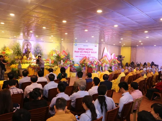 Nghệ An: Lễ hội Văn hóa Phật giáo "Hương Sen Xứ Nghệ 2017"