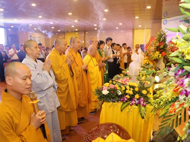 Nghệ An: Lễ hội Văn hóa Phật giáo "Hương Sen Xứ Nghệ 2017"