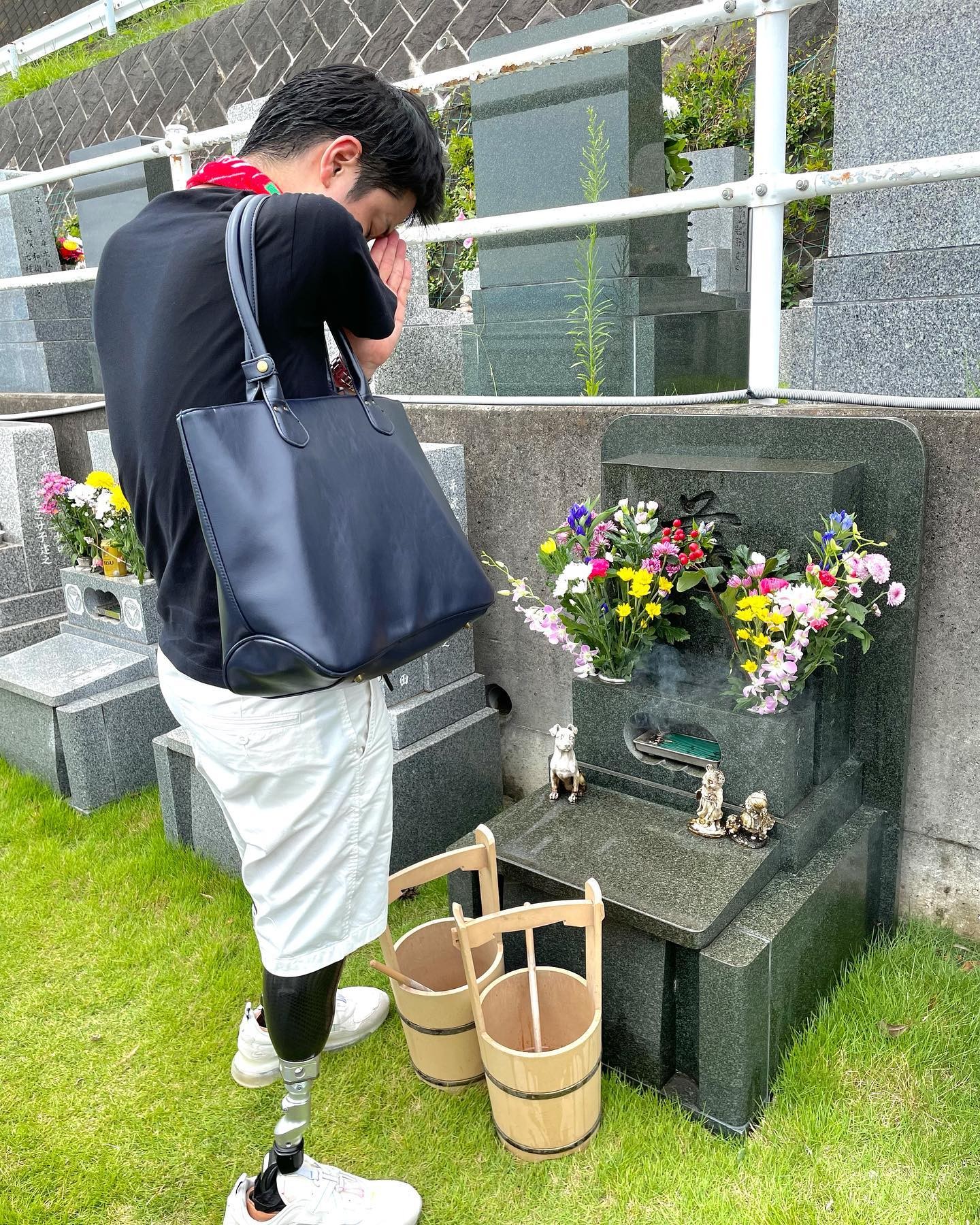 Hình ảnh truyền cảm hứng từ chàng trai Nhật Bản: ” Tàn nhưng không phế”-24