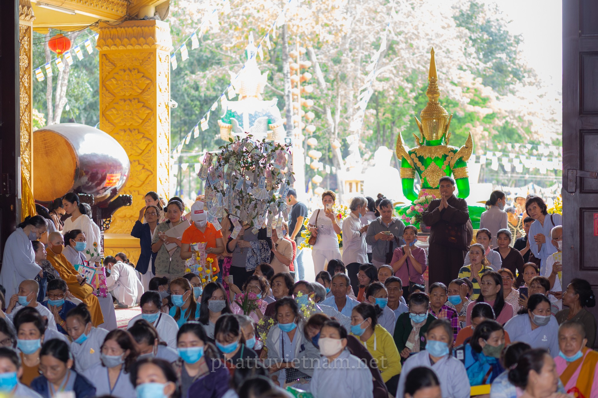 Đồng Nai: Đại lễ dâng y Kathina tại thiền viện Phước Sơn PL.2564-22