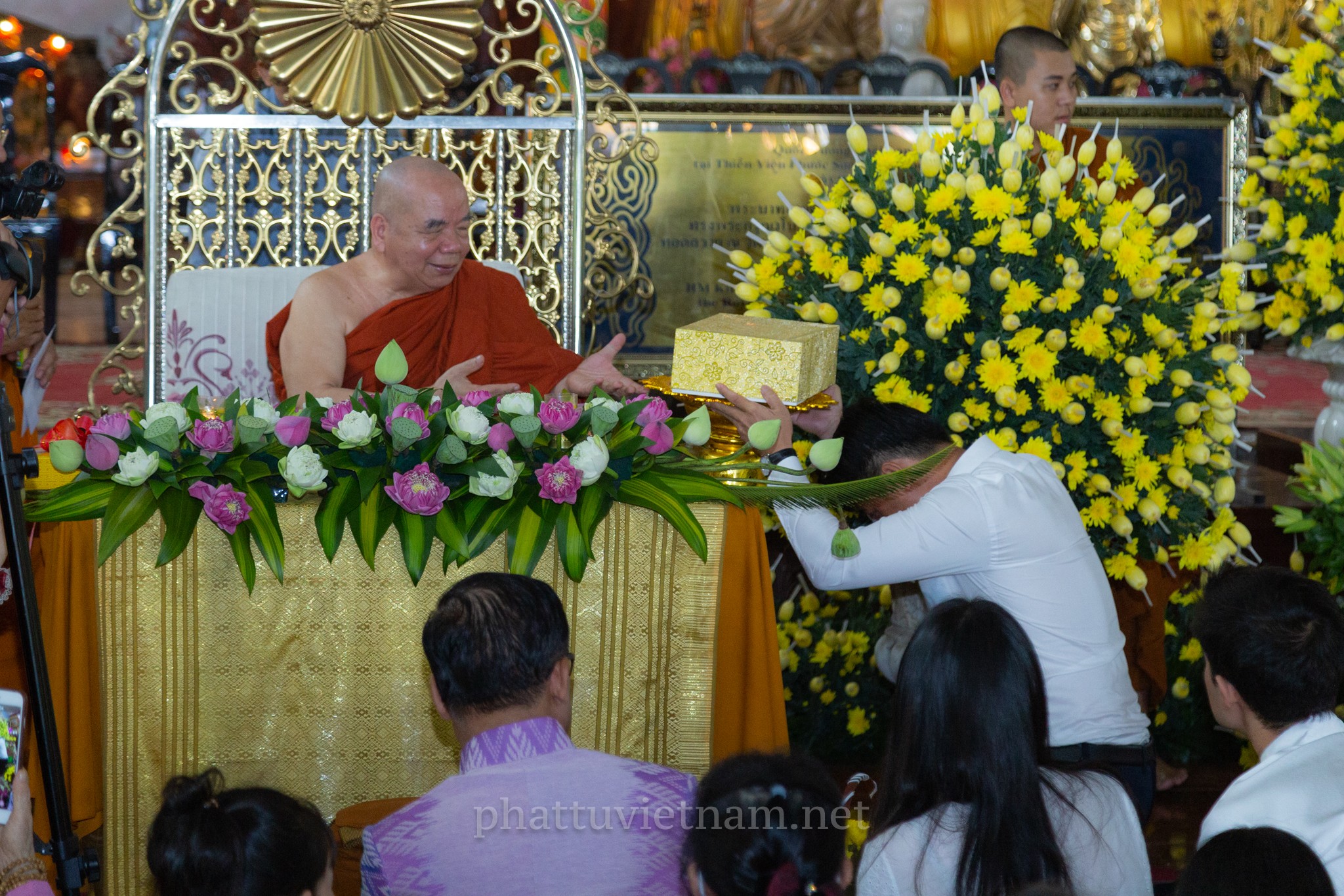 Đồng Nai: Đại lễ dâng y Kathina tại thiền viện Phước Sơn PL.2564-23