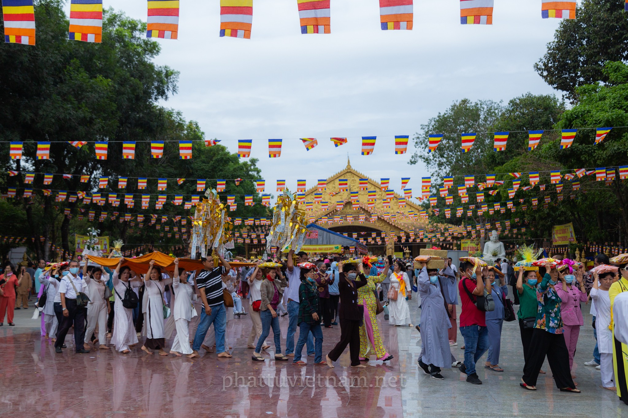 Đồng Nai: Đại lễ dâng y Kathina tại thiền viện Phước Sơn PL.2564-34