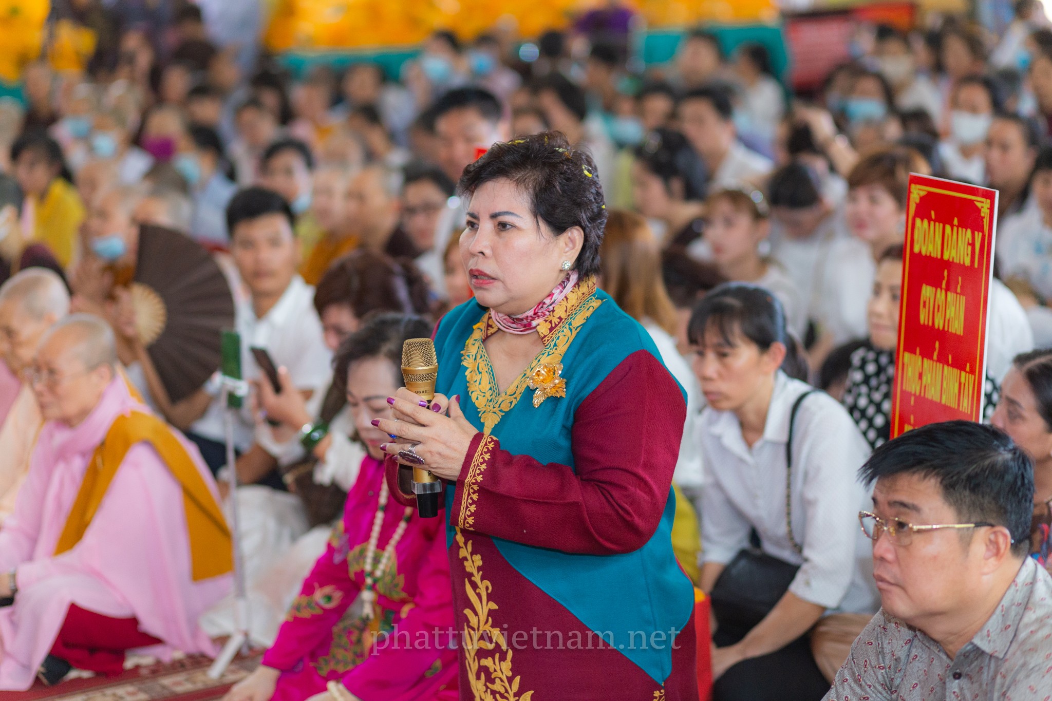 Đồng Nai: Đại lễ dâng y Kathina tại thiền viện Phước Sơn PL.2564-81