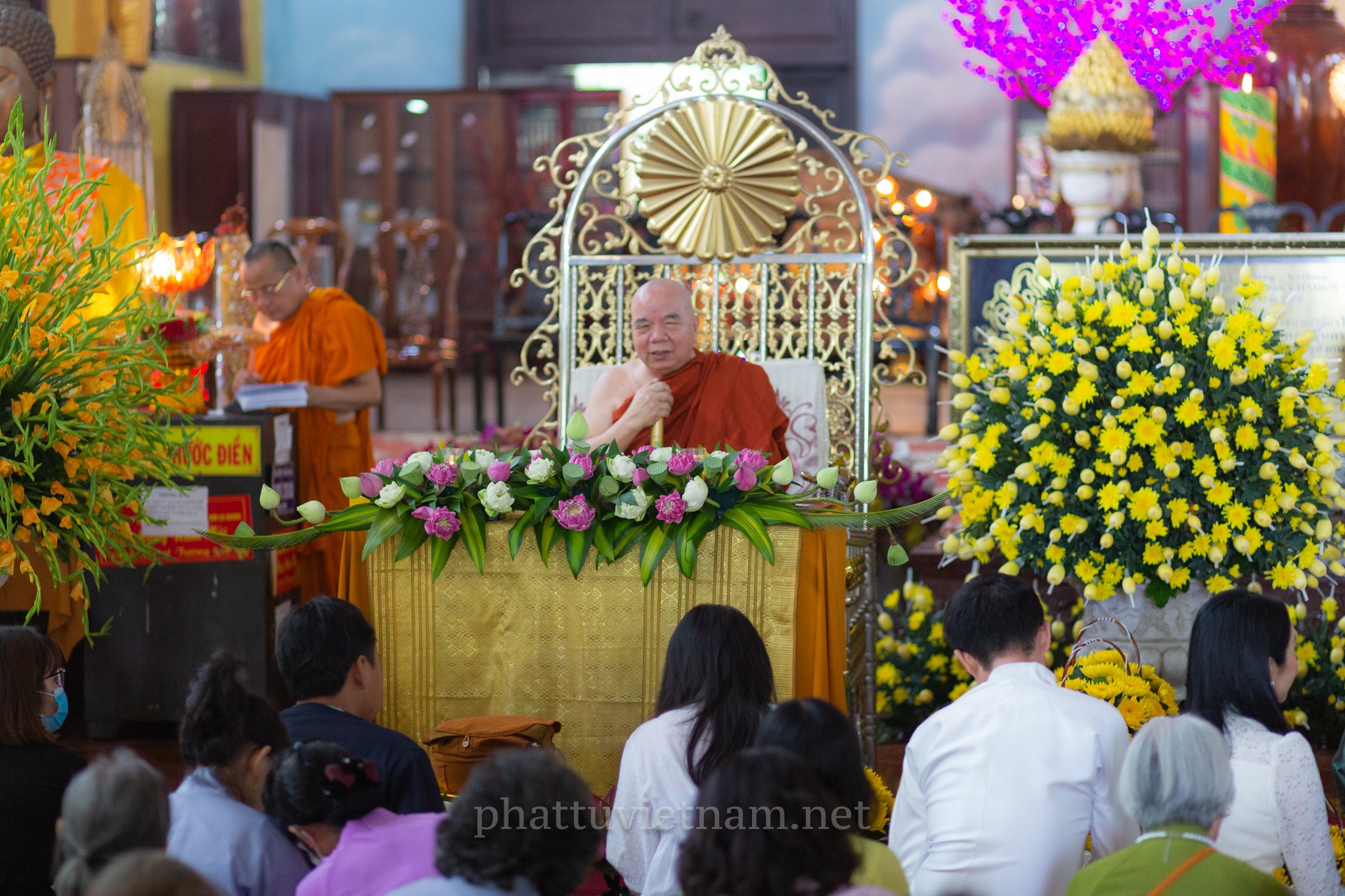 Đồng Nai: Đại lễ dâng y Kathina tại thiền viện Phước Sơn PL.2564-4