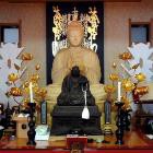 Thay bàn thờ mới bàn thờ cũ xử lý thế nào?