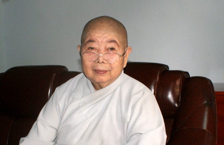 Ni trưởng Thích Nữ Như Đức: Phải hiểu được mình là người xuất gia “tâm hình dị tục”-3