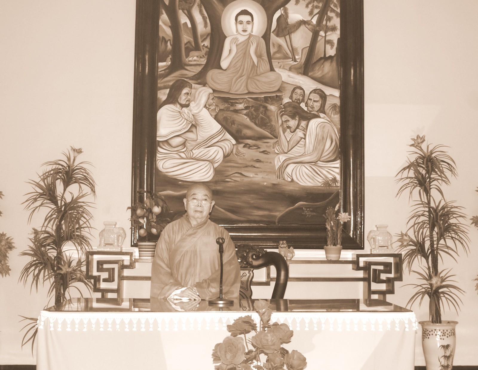 Ni trưởng Thích Nữ Như Đức: Phải hiểu được mình là người xuất gia “tâm hình dị tục”-9