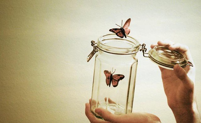 Quẳng gánh lo âu đi mà sống