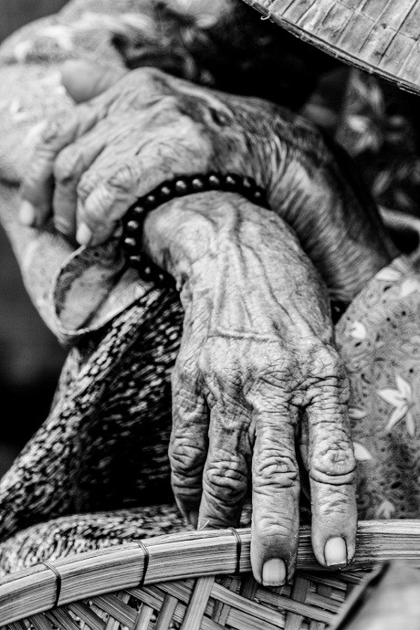 Vì mê nên bất hiếu-0