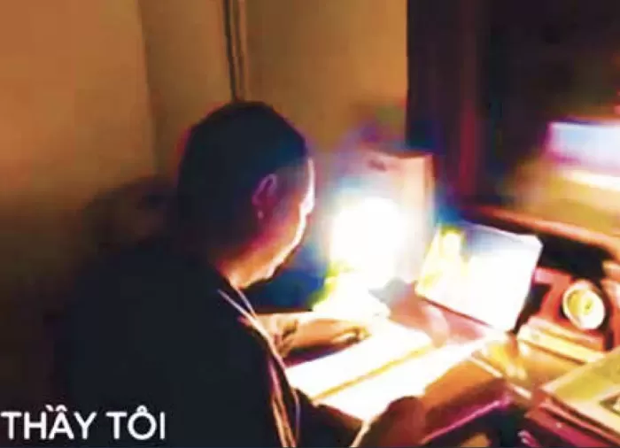 Thơ: Kế tổ khai tông