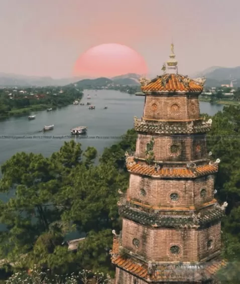 Xu thế biến đổi trong kiến trúc, cảnh quan chùa Huế