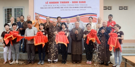 Gia Lai: Ban Văn hoá GHPGVN TP. HCM Khánh thành, Bàn giao ba lớp học và tặng quà từ thiện.
