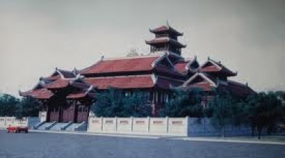 Du xuân vãn cảnh ngôi chùa có lịch sử 2000 năm tại thủ đô Hà Nội
