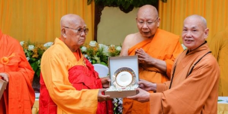 TP.HCM: Trung ương Giáo hội tiếp đoàn Phật giáo Thái Lan