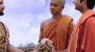 Vì sao Đức Phật vẫn còn tóc mà các Tỳ-kheo thì không?